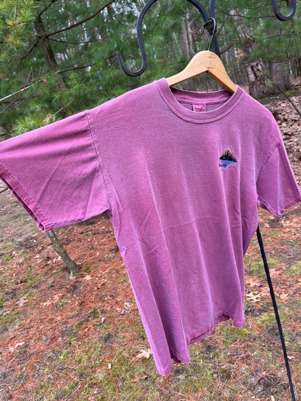 90s Comfort Colors Vermont Tourist T-Shirt Red Distressed Faded Granola Girl - Picture 10 of 13